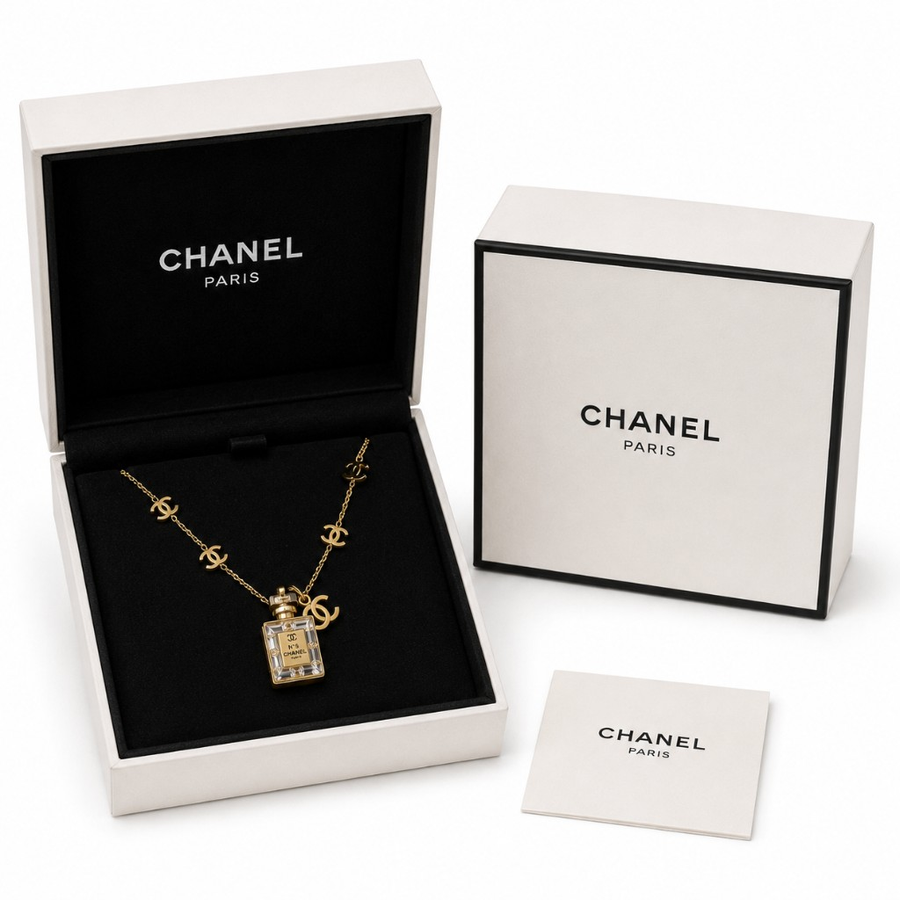 Chanel Κολιέ με Μενταγιόν N°5 και Λογότυπο CC