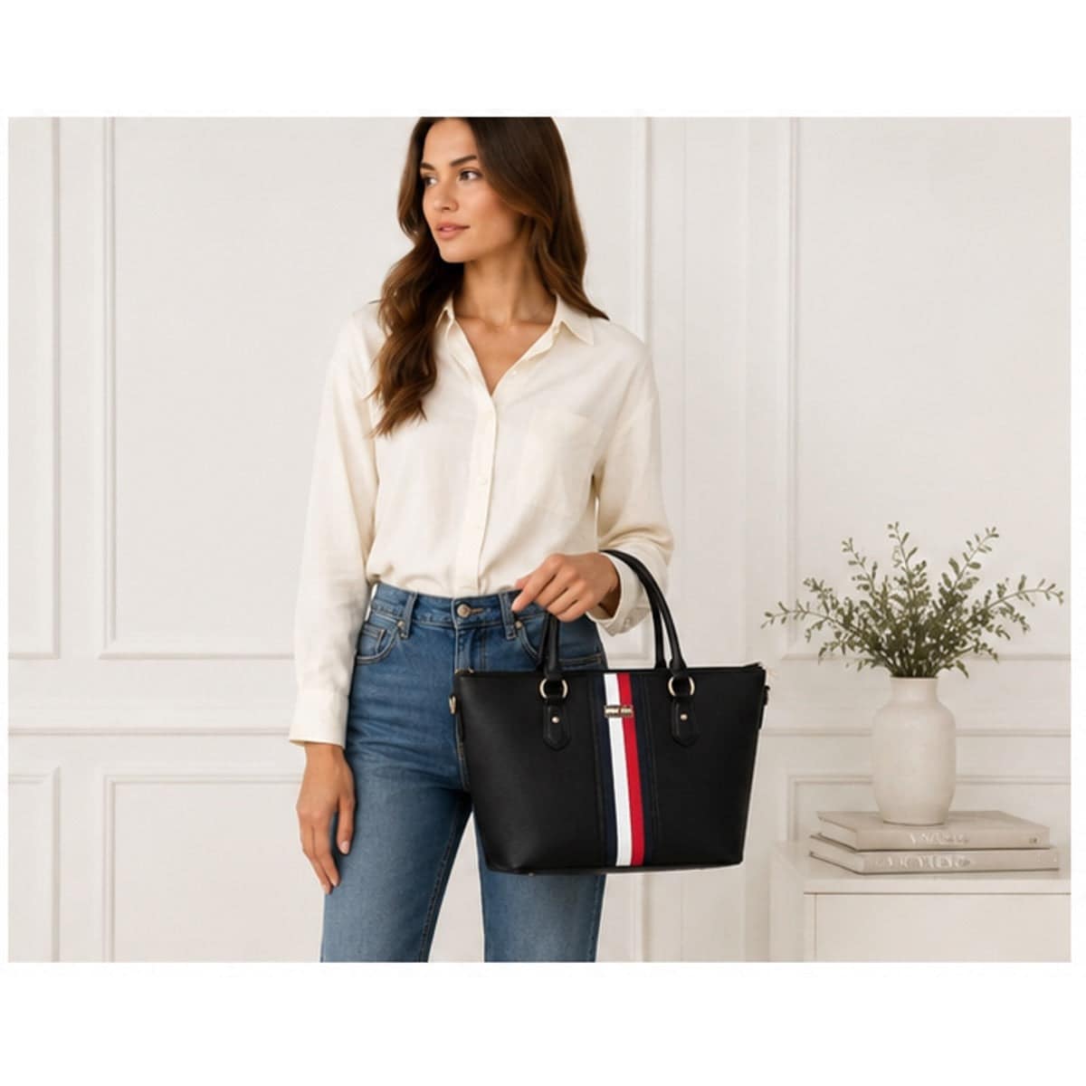 Tommy Hilfiger Τσάντα Tote Μαύρη με Τρίχρωμη Ρίγα