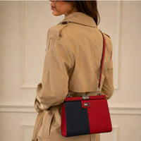 Tommy Hilfiger Τσάντα Χειρός Color-Block Μπλε & Κόκκινη